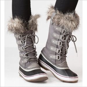 Like New- Sorel Joan of Arctic Boots sz 9